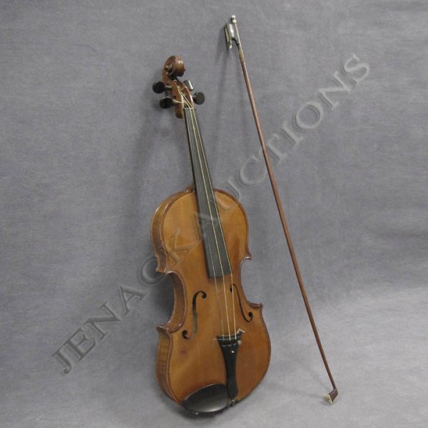 VINTAGE VIOLIN LABELED JOSEPH COLLINGWOOD 1912: VINTAGE VIOLIN LABELED JOSEPH COLLINGWOOD 1912 WITH BOW & CASE