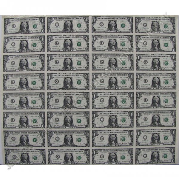 UNCUT SHEET (32) U.S. 2001 ONE DOLLAR NOTES: UNCUT SHEET (32) UNITED STATES 2001 ONE DOLLAR FEDERAL RESERVE NOTES