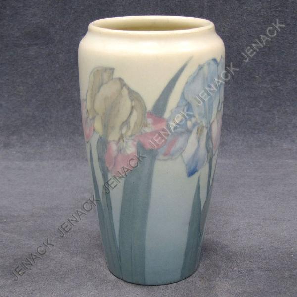 ROOKWOOD PORCELAIN #1369F BEARDED IRIS VASE DIERS: ROOKWOOD PORCELAIN #1369F BEARDED IRIS VASE, 1930. SIGNED BY ARTIST EDWARD GEORGE DIERS. HEIGHT 6 1/4