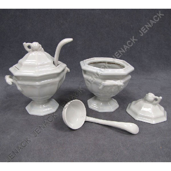 PAIR IRONSTONE COVERED SAUCE TUREENS: PAIR IRONSTONE COVERED SAUCE TUREENS, 19TH CENTURY. HEIGHT 7"