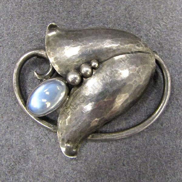 GEORG JENSEN FLORAL-FORM BROOCH WITH MOONSTONE: GEORG JENSEN FLORAL-FORM BROOCH WITH MOONSTONE #822, C.1930'S. HEIGHT 1 1/2"