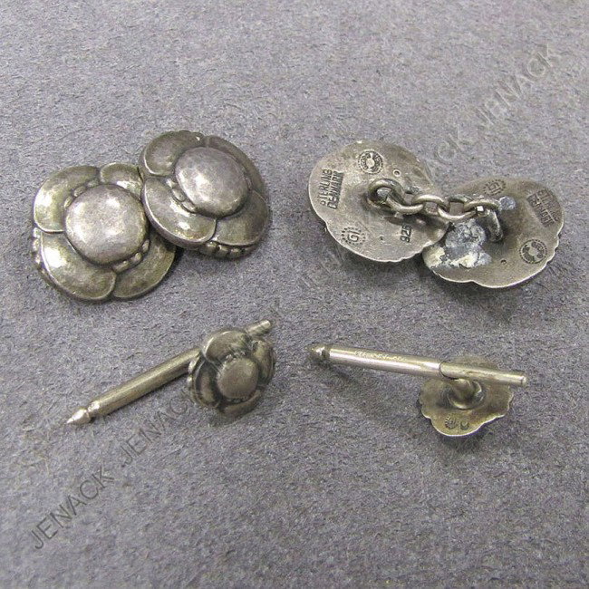 LOT GEORGE JENSON 925 STERLING CUFFLINKS & STUDS: LOT GEORGE JENSON 925 STERLING CUFFLINKS AND SHIRT STUDS #9 WITH DOUBLE BEADED OVAL MARK- GI AND GEORG JENSEN. TWT 0.34 OZT