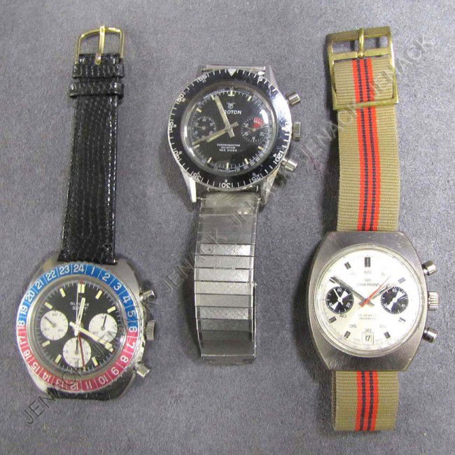 LOT (3) ASSORTED VINTAGE STAINLESS CHRONOGRAPHS: LOT (3) ASSORTED VINTAGE STAINLESS CHRONOGRAPH WRISTWATCHES INCLUDING GLYCINE GMT 42MM; WAKMANN MULTI-FUNCTION 37MM, CROTON CHRONOMASTER AVIATOR SEA DIVER 38MM