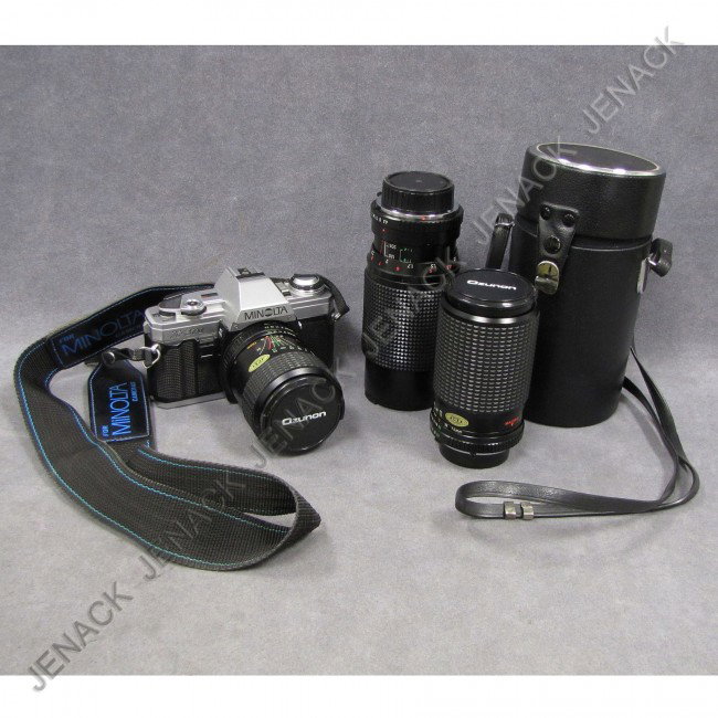 MINOLTA X-370 35MM CAMERA BODY, OZUNON F 3.5-4.5: MINOLTA X-370 35MM CAMERA BODY, OZUNON F 3.5-4.5, 35-70MM AUTO ZOOM LENS, VIVITAR F 4.5 80-205MM AUTO ZOOM LENS; OZUNON F 3.8-4.8 70-200MM AUTO ZOOM LENS/CASE