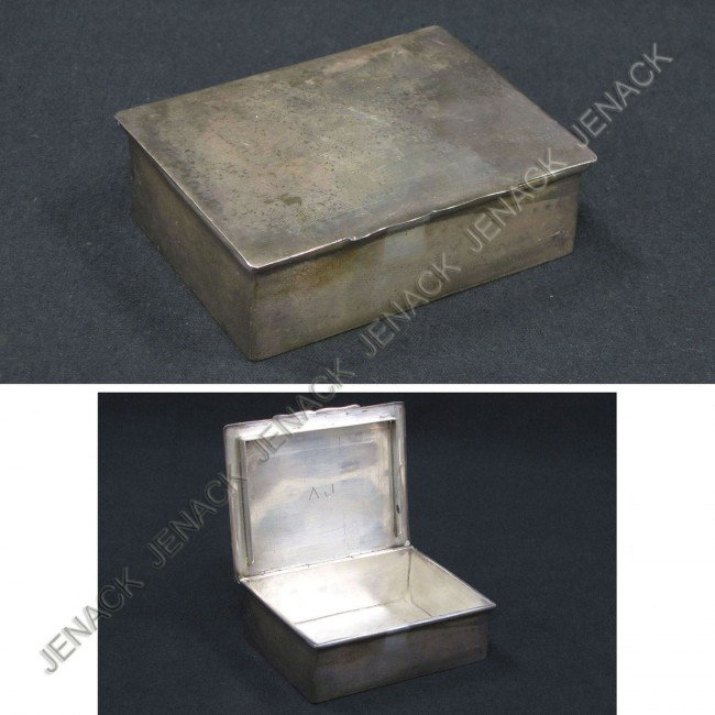 DEMATTEO (WILLIAM G., BERGENFIELD, NJ 1895-1980) : DEMATTEO (WILLIAM G., BERGENFIELD, NJ 1895-1980) STERLING HAND MADE BOX, MONOGRAMMED "AJ". 2 3/4 X 3 1/2"; 4.99 OZT