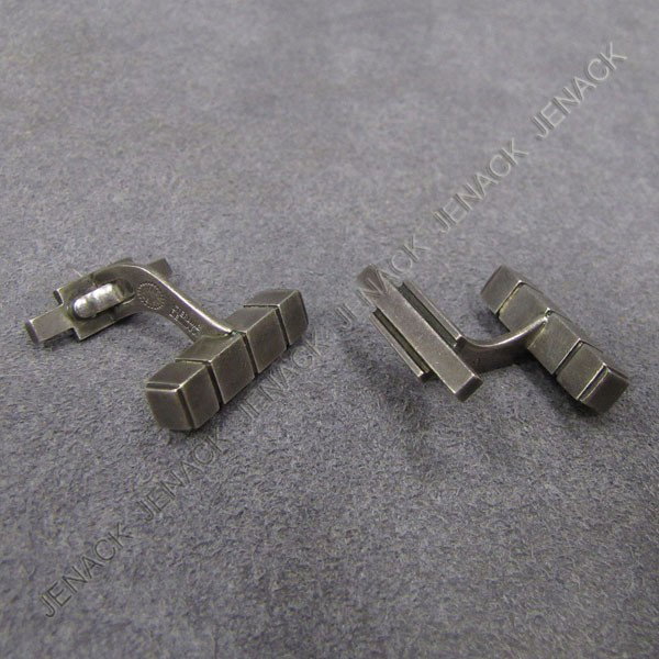 GEORG JENSEN STERLING CUFFLINKS #64: GEORG JENSEN STERLING CUFFLINKS #64, ORIGINAL DESIGN BY HENRY PILSTRUP, HALLMARKED DOTTED OVAL, C.1945. TWT 0.45 OZT