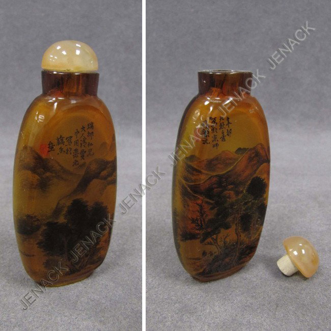 MANNER OF ZHOU LE YUAN, PEKING GLASS SNUFF BOTTLE: MANNER OF ZHOU LE YUAN, HAND PAINTED CHINESE INTERNALLY DECORATED PEKING GLASS SNUFF BOTTLE. HEIGHT 3 1/4"