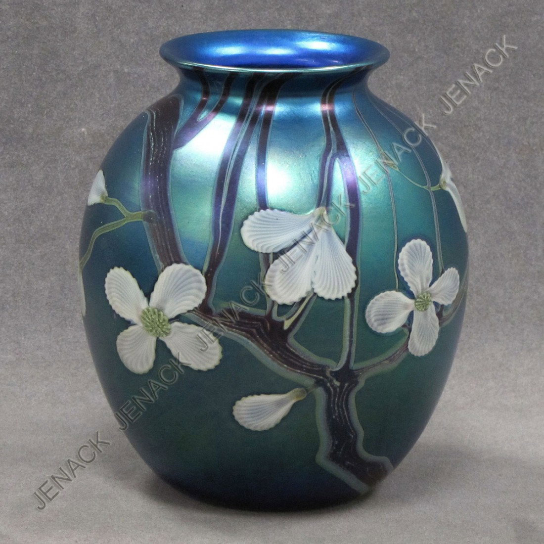 ART GLASS VASE, ORIENT & FLUME, SIGNED & DATED : ART GLASS VASE, ORIENT & FLUME, SIGNED & DATED 1981 #N216. HEIGHT 7 1/4"