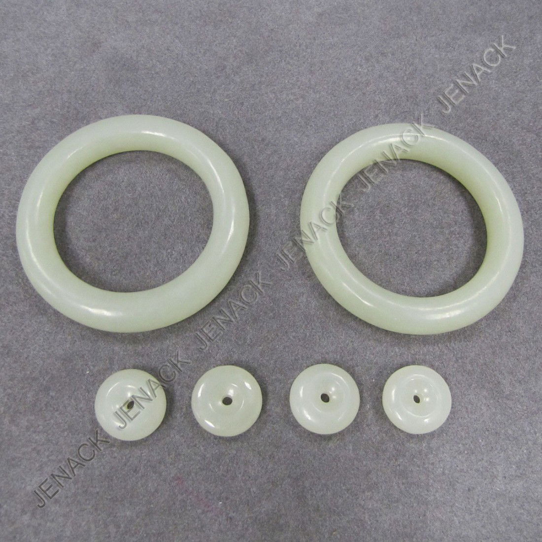 LOT (6) CHINESE JADE INCLUDING BEADS & BRACELETS: LOT (6) CHINESE JADE INCLUDING BEADS AND CHILDREN'S BRACELETS