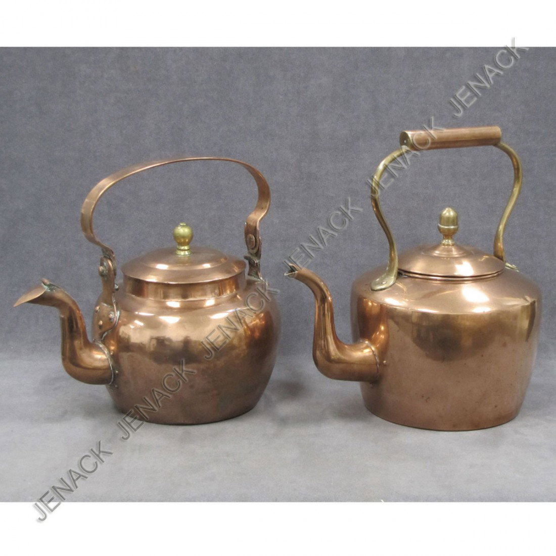 LOT (2) COPPER KETTLES, 19TH CENTURY: LOT (2) COPPER KETTLES, 19TH CENTURY. HEIGHT 13-15"