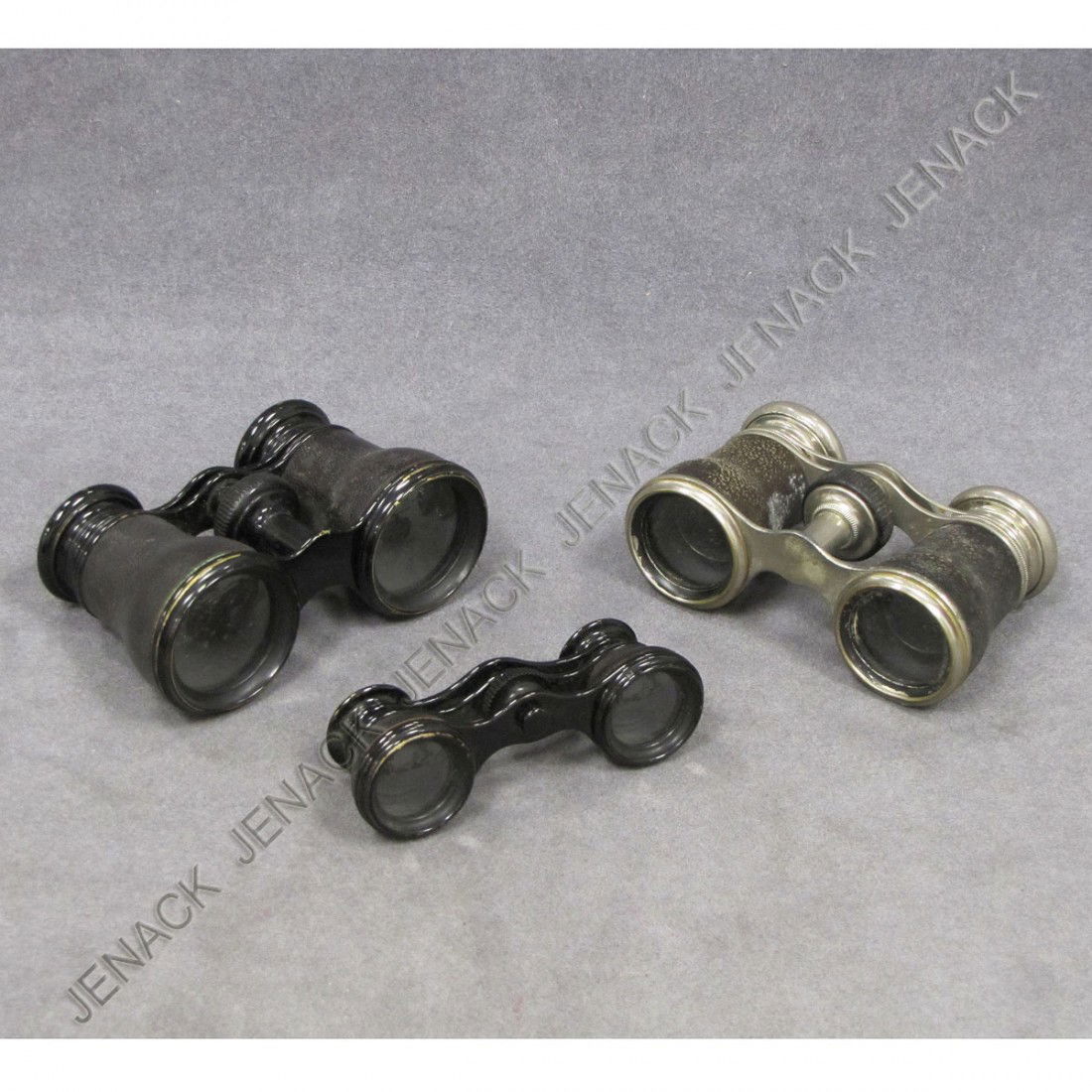 LOT (3) PAIR VINTAGE OPERA GLASSES: LOT (3) PAIR VINTAGE OPERA GLASSES INCLUDING LEMAIRE AND CHEVAIER, PARIS