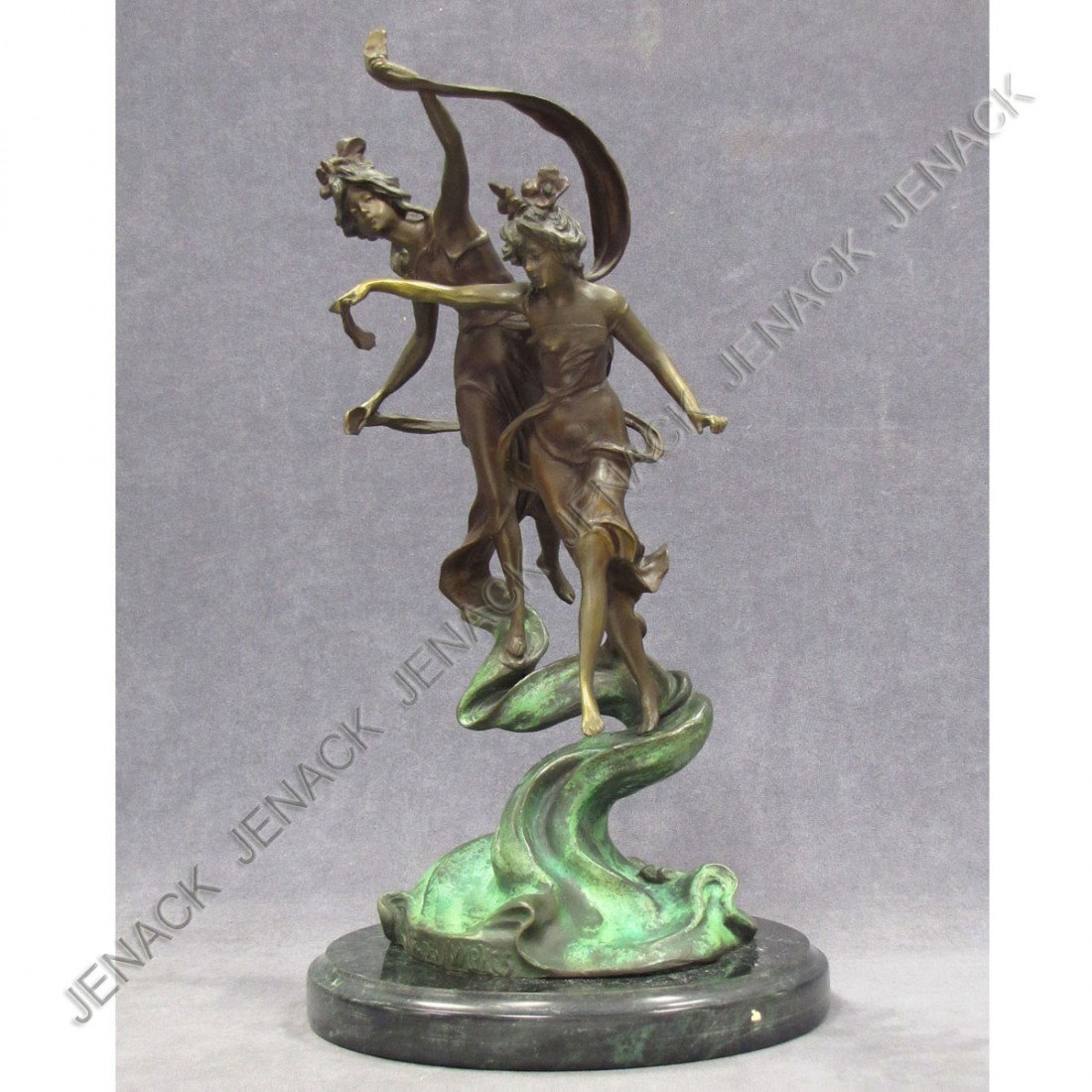 AFTER MOREAU, BRONZE, "LA DANCE DES NYMPHS", SIGN : AFTER MOREAU, BRONZE, "LA DANCE DES NYMPHS", SIGNED. HEIGHT 18"