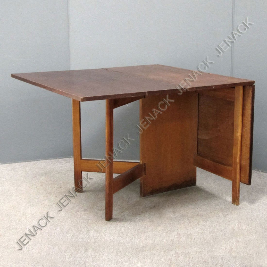 GEORGE NELSON FOR HERMAN MILLER DINING TABLE: GEORGE NELSON FOR HERMAN MILLER GATE LEG DINING TABLE. HEIGHT 30"; WIDTH 64"