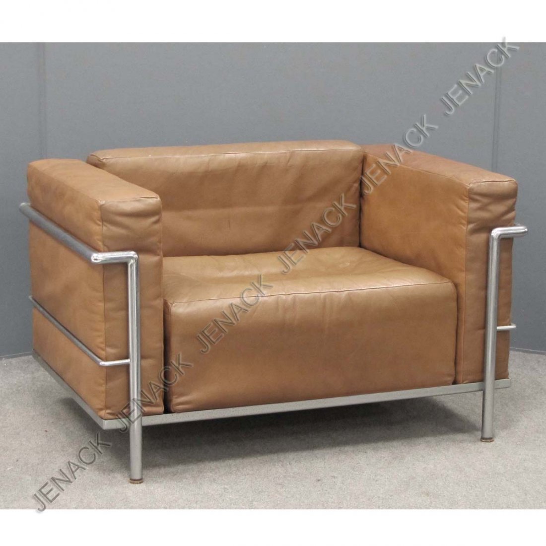 LE CORBUSIER STYLE STEEL/LEATHER ARMCHAIR: LE CORBUSIER STYLE STEEL/LEATHER ARMCHAIR