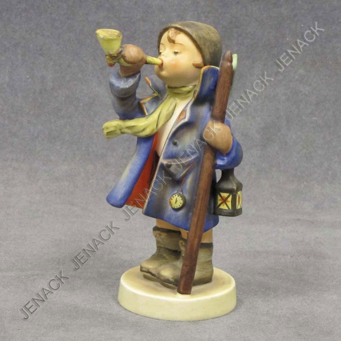 HUMMEL PORCELAIN FIGURE, HEAR YE HEAR YE, GOEBEL: HUMMEL PORCELAIN FIGURE, HEAR YE HEAR YE, GOEBEL, FULL BEE MARK, #15/0. HEIGHT 5 1/2"