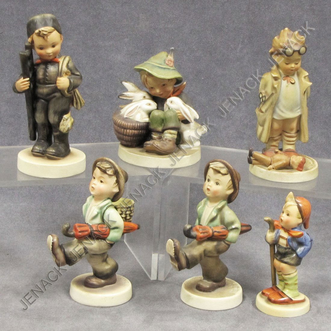 LOT (6) HUMMEL PORCELAIN FIGURES, TMK 2: LOT (6) HUMMEL PORCELAIN FIGURES, TMK 2 INCLUDING LITTLE HIKER, #16/0, 4 1/2"; GLOBE TROTTER #79, 5 1/2"; DOCTOR #127, 5"; PLAYMATES #58, 4"; MERRY WANDERER #109/0, 5"; CHIMNEY SWEEP #12, 6"
