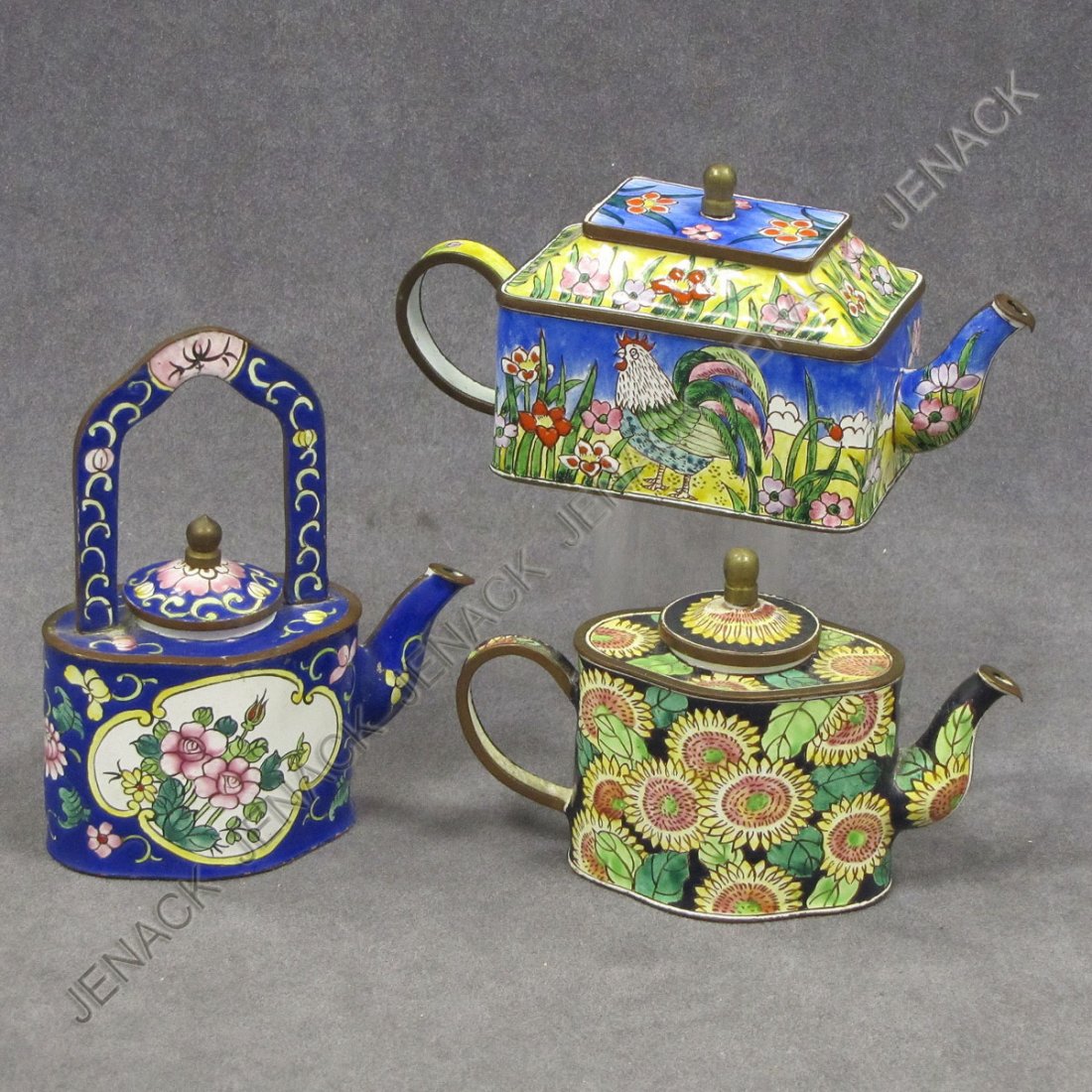 LOT (3) ASSORTED ENAMEL DECORATED MINIATURE TEAPOT: LOT (3) ASSORTED ENAMEL DECORATED MINIATURE TEAPOTS, (2) SIGNED KELVIN CHEN. HEIGHT 3-4 1/2"