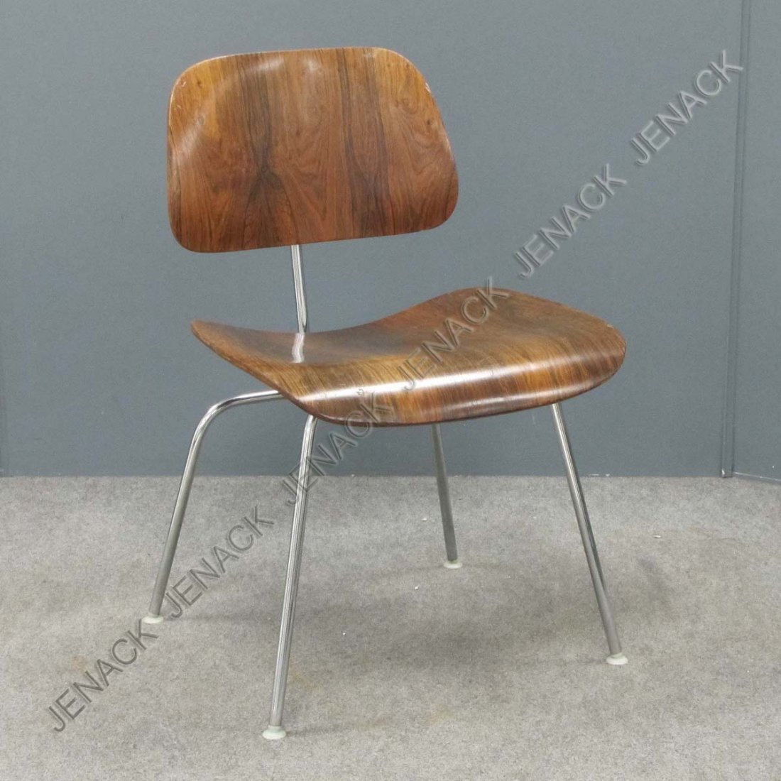 EAMES / HERMAN MILLER ROSEWOOD DCM DINING CHAIR: CHARLES AND RAY EAMES ROSEWOOD DCM DINING CHAIR BY HERMAN MILLER, C.1960'S