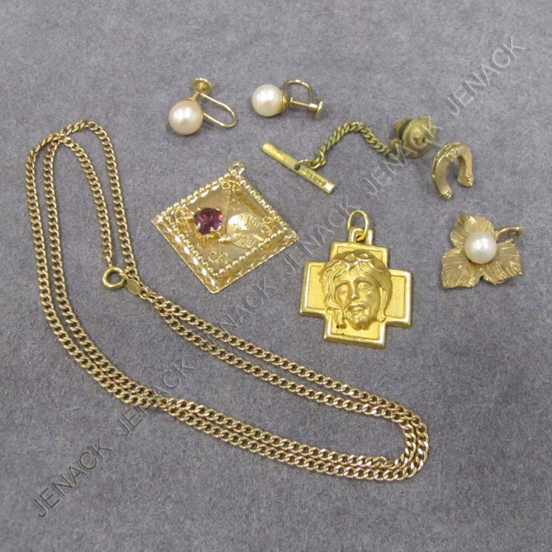LOT 14K YELLOW GOLD JEWELRY INCLUDING (2) CHARMS: LOT 14K YELLOW GOLD JEWELRY INCLUDING (2) CHARMS, PAIR CULTURED PEARL SCREW-BACK EARRINGS, CULTURE PEARL/LEAF PENDANT, CHAIN NECKLACE. LENGTH 19"; DIAMOND STUD/GROSS WEIGHT 20.93 GRAMS