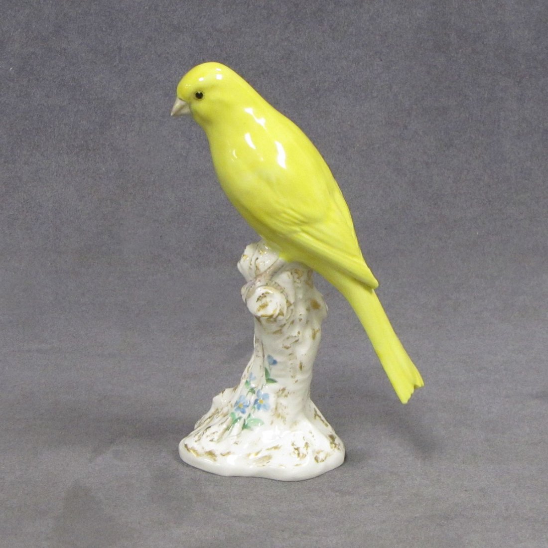 ROYAL WORCESTER PORCELAIN DECORATED CANARY: ROYAL WORCESTER PORCELAIN DECORATED CANARY. HEIGHT 6 1/2"