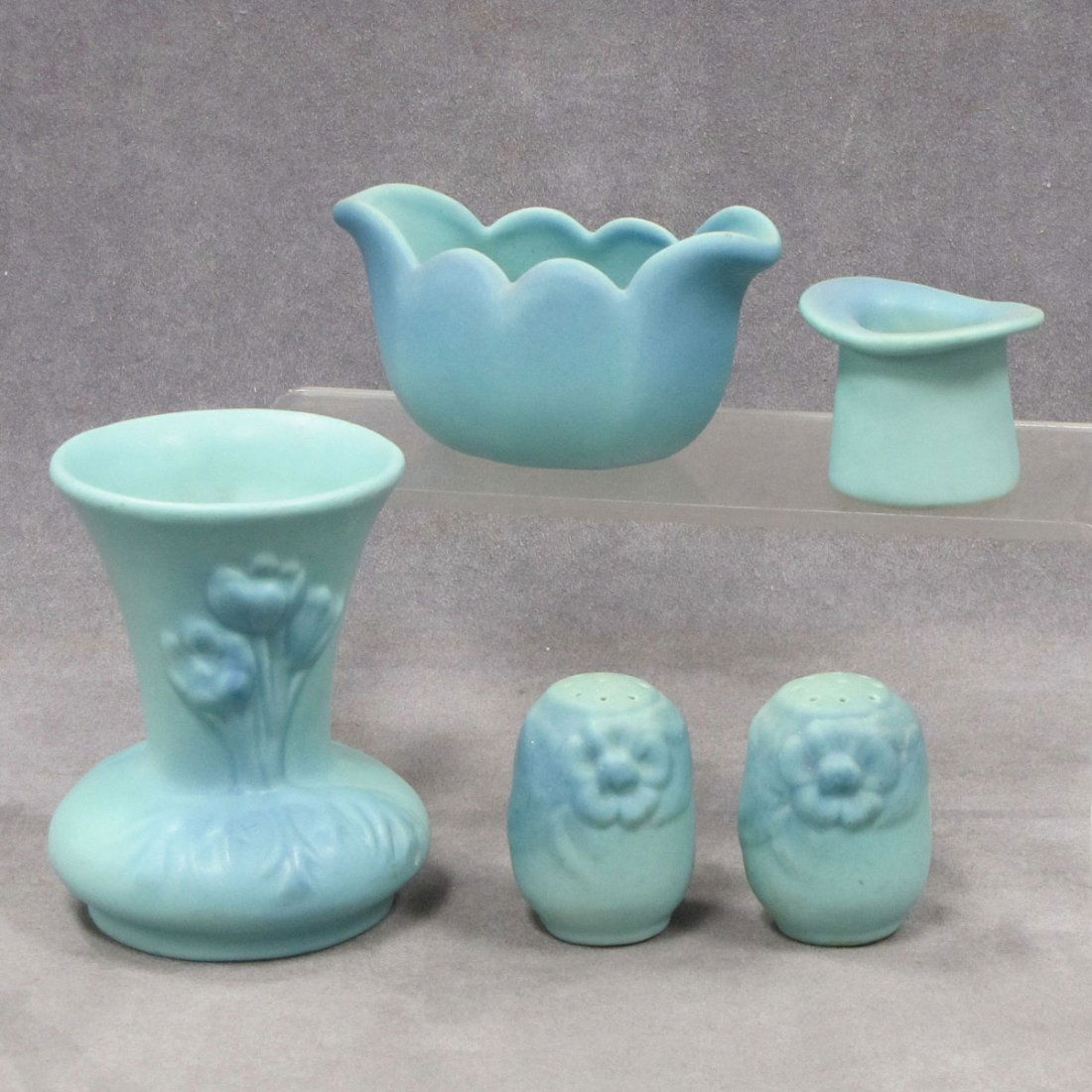 LOT (5) ASSORTED VAN BRIGGLE ART POTTERY: LOT (5) ASSORTED VAN BRIGGLE ART POTTERY-BLUE GREEN MAT GLAZE INCLUDING VASE, HEIGHT 5"; PAIR SALT/PEPPERS, HEIGHT 3"; TOP HAT TOOTHPICK HOLDER, HEIGHT 2"; SCALLOPED VASE, HEIGHT 3"