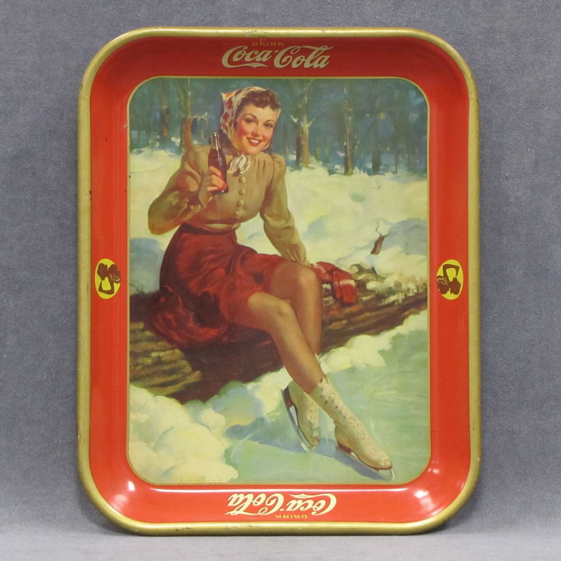 1941 COCA-COLA SERVING TRAY, LITHO/METAL, SIGNED : 1941 COCA-COLA SERVING TRAY, LITHO/METAL, SIGNED AMERICAN ART WORKS INC, COSHOCTON, OHIO. 13 1/4 X 10 1/2"