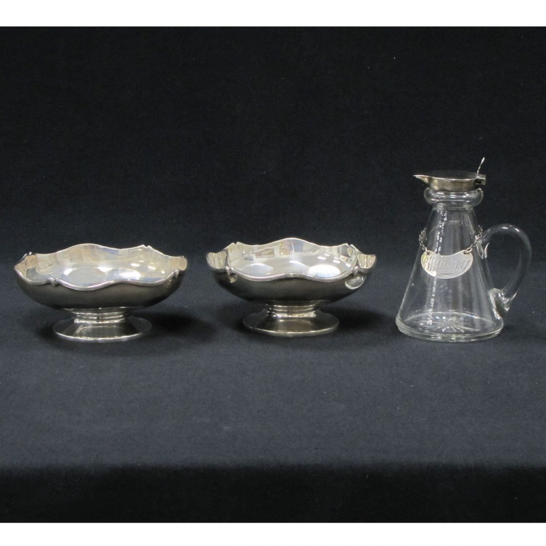 LOT BIRMINGHAM STERLING INCLUDING PAIR FOOTED BOWL: LOT BIRMINGHAM STERLING INCLUDING PAIR FOOTED BOWLS, SIGNED JOHN BAGSHAW, 1922, HEIGHT 1 3/4"; DIAMETER 4 1/8"; 5.01 OZT AND CAPPED SYRUP WITH WHISKEY COLLAR, HEIGHT 3 7/8"