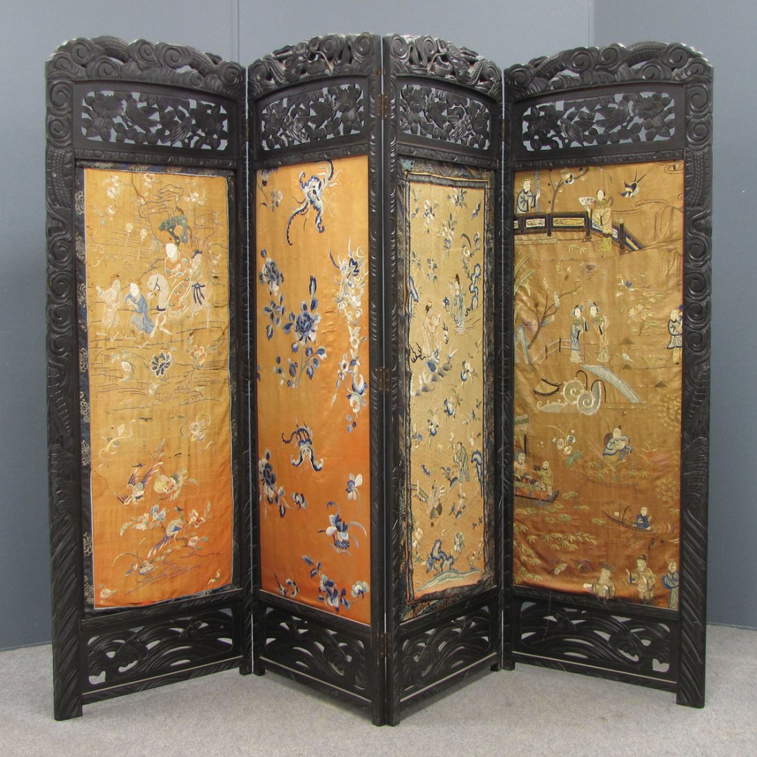CHINESE CARVED 4-PANEL SCREEN WITH SILK PANELS