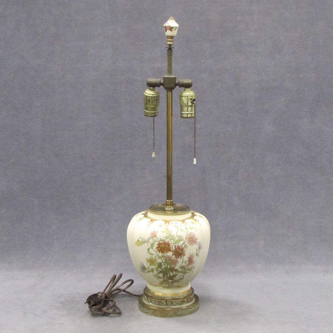 ROYAL WORCESTER DECORATED PORCELAIN VASE