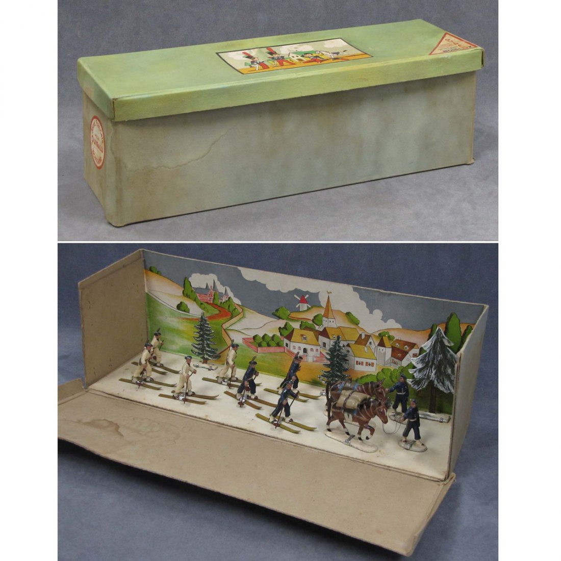 QUIRABU FRENCH PAINTED METAL TROOPS ON SKIS: QUIRABU FRENCH PAINTED METAL TROOPS ON SKIS. HEIGHT 2 1/4-2 3/4" (WITH DIORAMA DISPLAY)