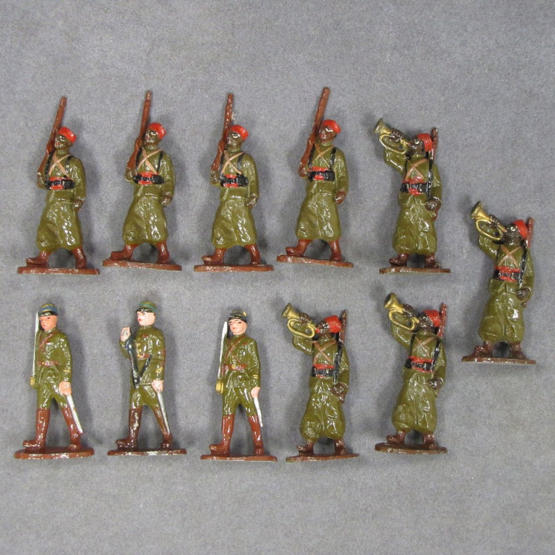 SET PAINTED METAL FRENCH COLONIAL TROOPS: SET PAINTED METAL FRENCH COLONIAL TROOPS. HEIGHT 2 1/4-3"