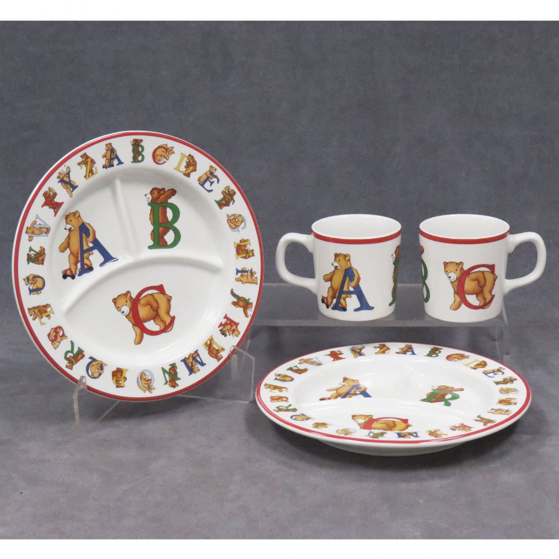LOT (4) TIFFANY & CO. "ALPHABET BEARS" : LOT (4) TIFFANY & CO. "ALPHABET BEARS" CHILD'S DINNER SET, 1994 INCLUDING (2) CUPS, HEIGHT 3"; (2) DIVIDED PLATES, DIAMETER 8 3/4"