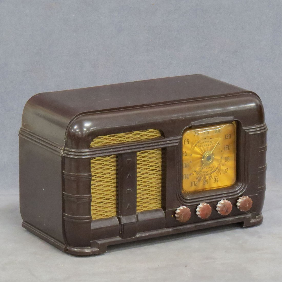 mack truck radio clock