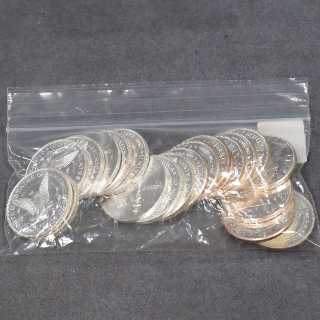 LOT (20) ASSORTED STERLING SILVER ROUNDS (PROOF): LOT (20) ASSORTED STERLING SILVER ROUNDS (PROOF). 20 OZT