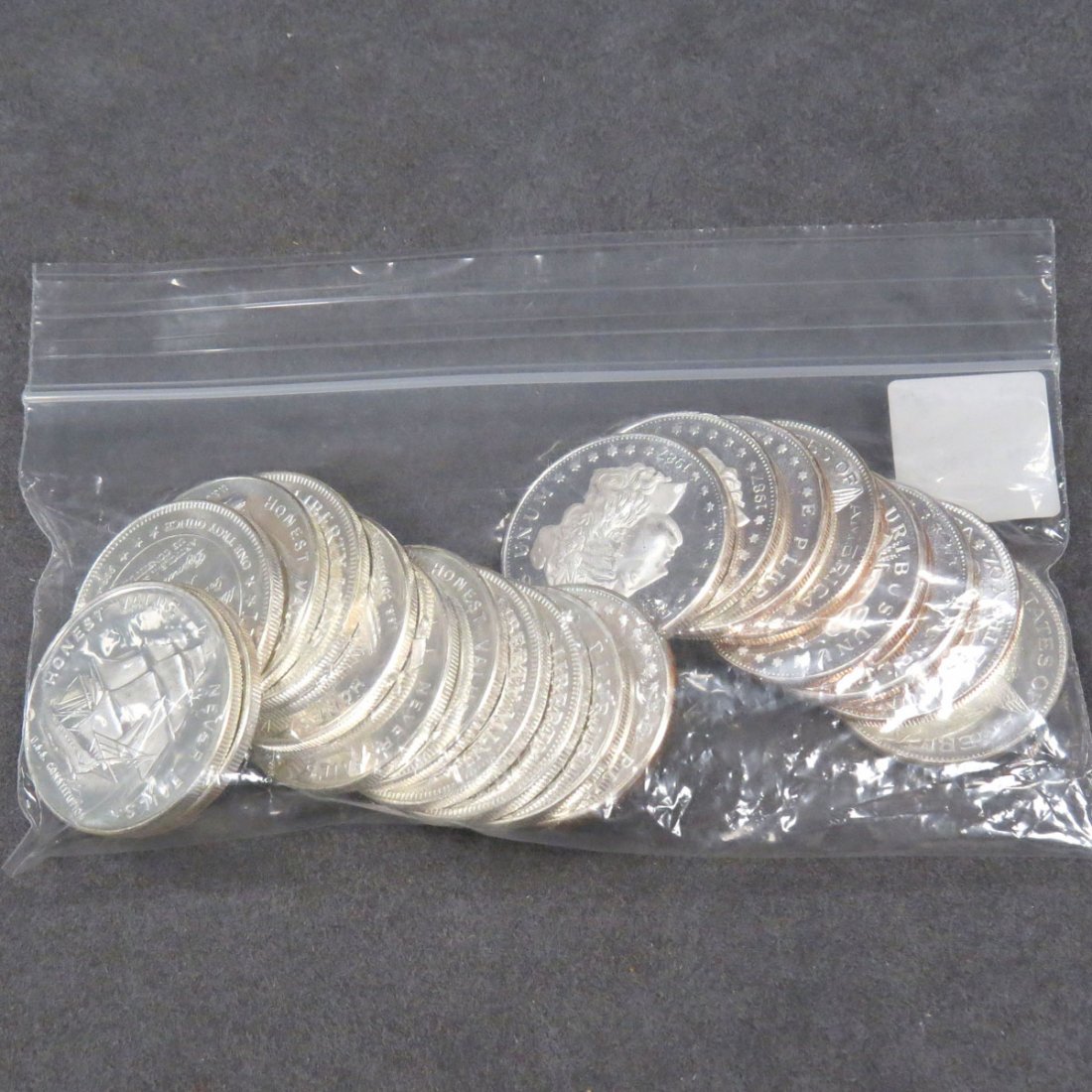 LOT (20) ASSORTED STERLING SILVER ROUNDS (PROOF): LOT (20) ASSORTED STERLING SILVER ROUNDS (PROOF). 20 OZT