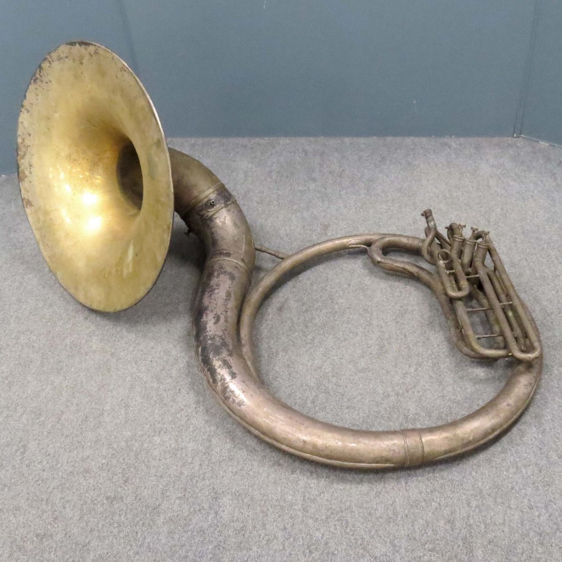 VINTAGE PAN-AMERICAN NICKEL PLATED BRASS TUBA: VINTAGE PAN-AMERICAN NICKEL PLATED BRASS TUBA, ELKART, INDIANA