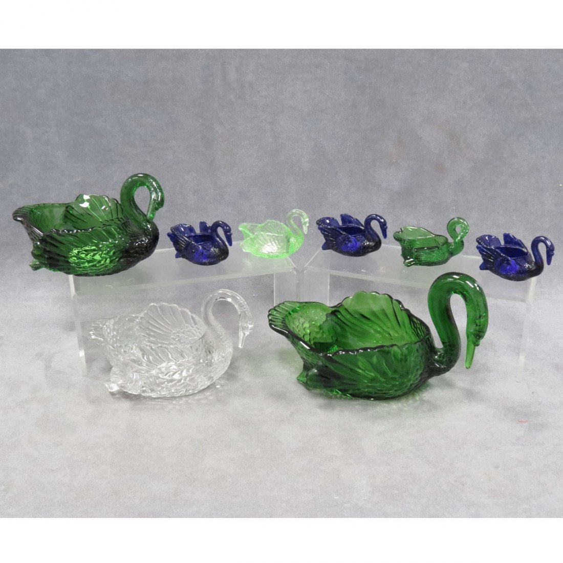 LOT (8) ASSORTED CAMBRIDGE DEPRESSION GLASS SWANS: LOT (8) ASSORTED CAMBRIDGE DEPRESSION GLASS SWANS INCLUDING SALTS