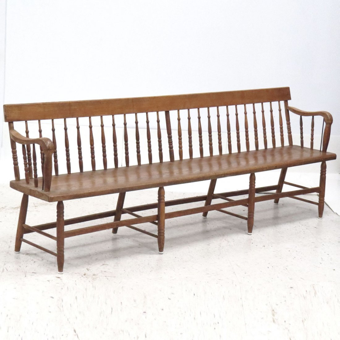 WINDSOR CARVED OAK TRAIN STATION WAITING BENCH: WINDSOR CARVED OAK TRAIN STATION WAITING BENCH, 19TH CENTURY. LENGTH 89"