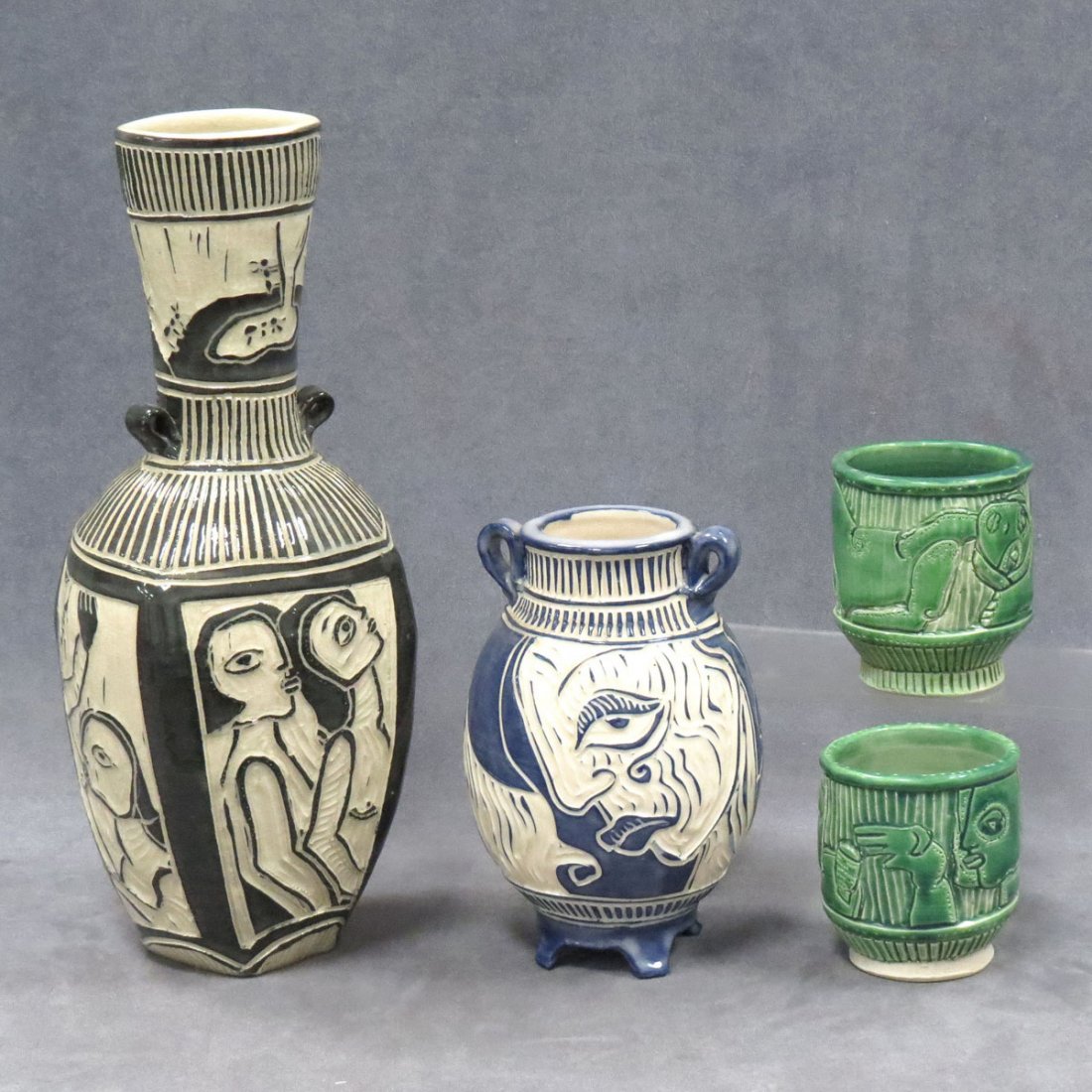 LEANNE BLAKE PIZIO (AMERICAN 20TH CENTURY): LEANNE BLAKE PIZIO (AMERICAN 20TH CENTURY), LOT (4) SGRAFFITO POTTERY, SIGNED, INCLUDING (2) CUPS AND (2) VASES. HEIGHT 4-14 1/2"