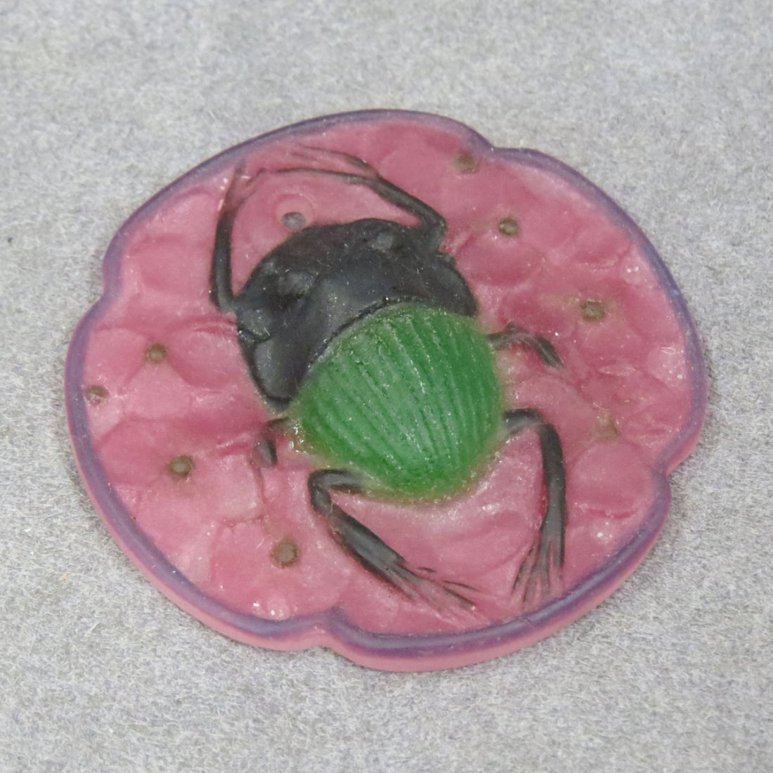 ALMERIC WALTER PATE DE VERRE "BEETLE" PENDANT: ALMERIC WALTER PATE DE VERRE "BEETLE" PENDANT, SIGNED "AW". DIAMETER 2"