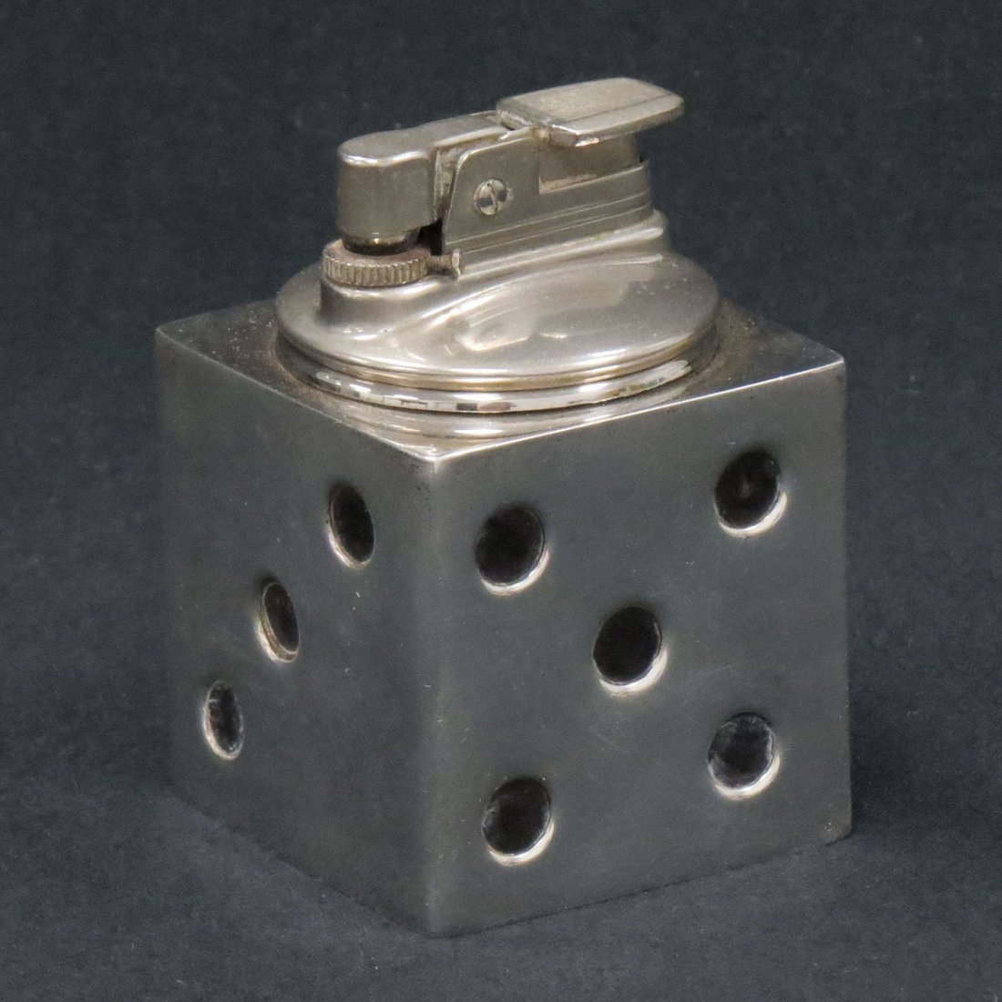 CARTIER STERLING WEIGHTED DICE TABLE LIGHTER: CARTIER STERLING WEIGHTED DICE TABLE LIGHTER, #085. 2 X 2"