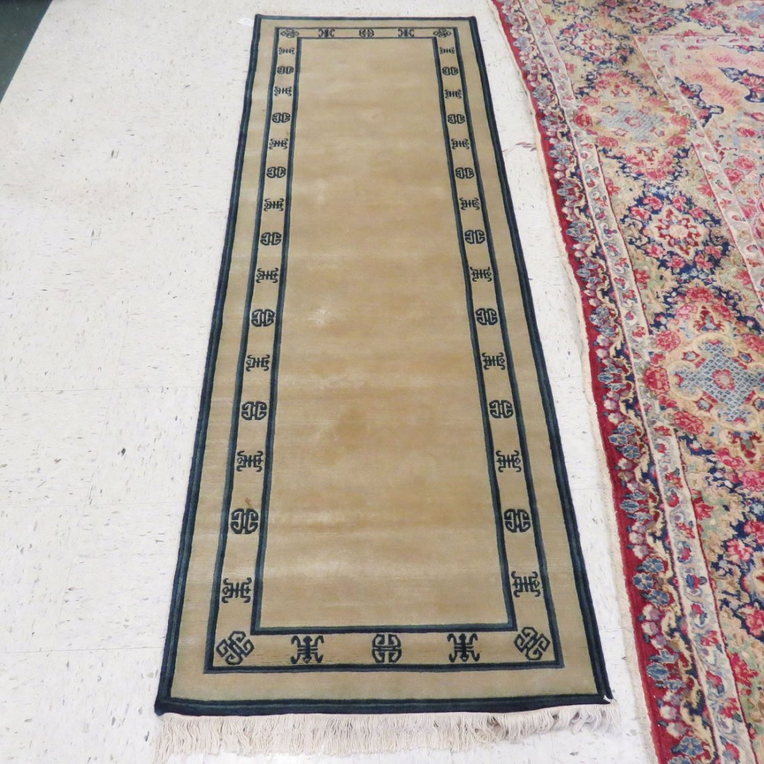 NEPALESE PEKING RUNNER.: NEPALESE PEKING RUNNER. 2'8" X 8'1"