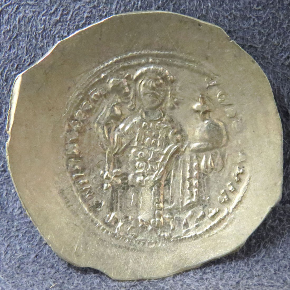 BYZANTINE NICEPHORUS III, EL NOMISMA, 1078-1081 AD: BYZANTINE NICEPHORUS III, EL NOMISMA, 1078-1081 AD, 28 MM (4.4 GRAMS)