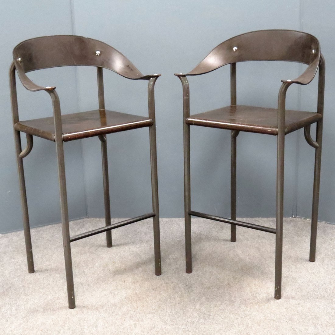 PAIR LEATHER BAR STOOLS: PAIR LEATHER BAR STOOLS (IMPERFECTIONS)