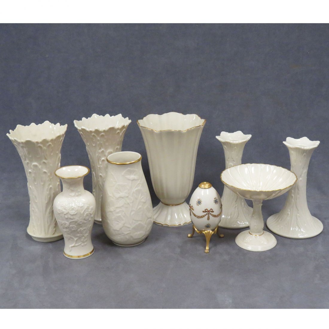LOT (8) ASSORTED LENOX PORCELAIN: LOT (8) ASSORTED LENOX PORCELAIN INCLUDING (5) VASES, PAIR CANDLESTICKS, EGG, AND COMPOTE. HEIGHT 5-8 1/2"