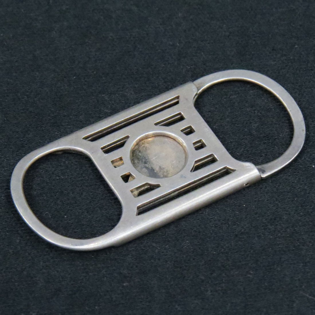 VINTAGE STERLING CIGAR CUTTER, MONOGRAMMED & DATED: VINTAGE STERLING CIGAR CUTTER, MONOGRAMMED & DATED 1921. LENGTH 2"; 0.27 OZT