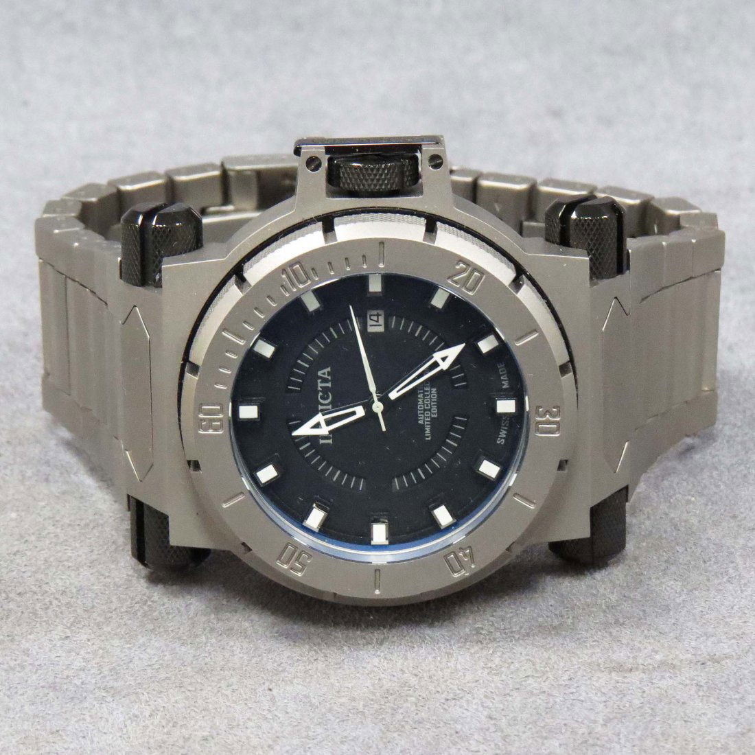 INVICTA TITANIUM COALITION FORCES WRISTWATCH: INVICTA TITANIUM COALITION FORCES 25-JEWEL LIMITED EDITION #512/1000, MODEL 0962 AUTOMATIC WRISTWATCH WITH BOX AND PAPERS