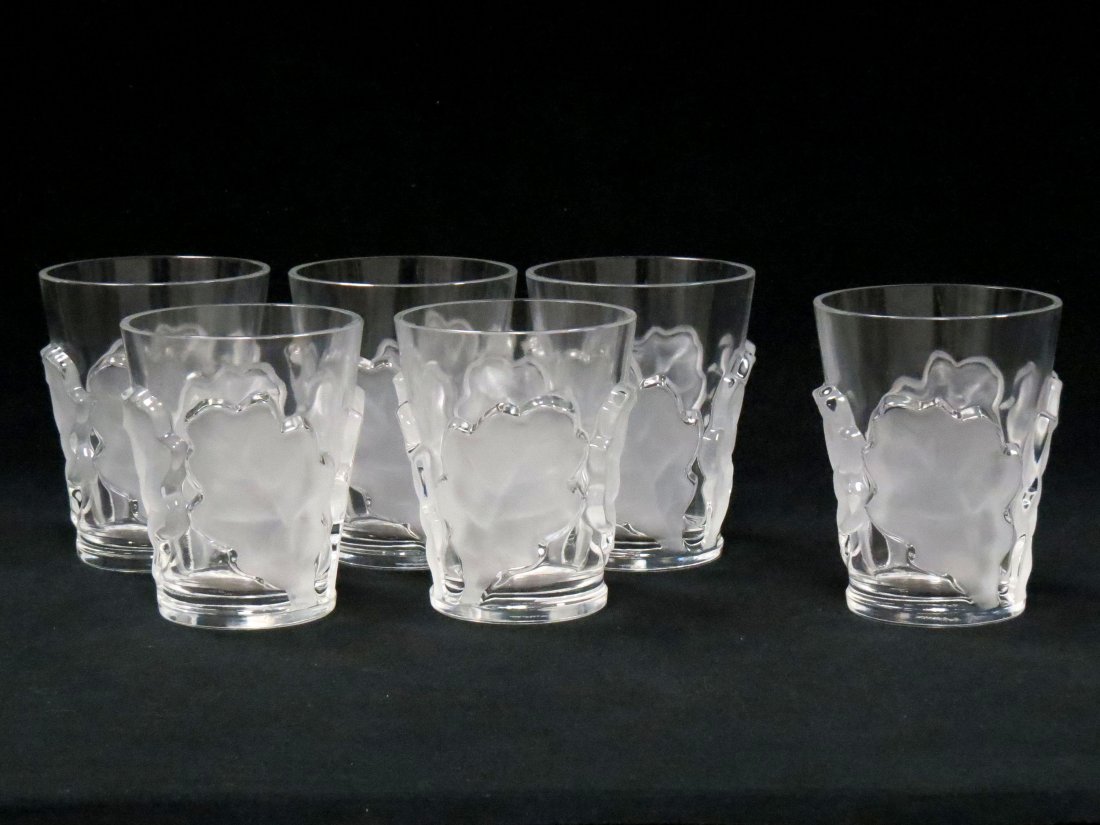 SET (6) LALIQUE OAK LEAF ART GLASS TUMBLERS: SET (6) LALIQUE OAK LEAF ART GLASS TUMBLERS, SIGNED. HEIGHT 4 3/4"