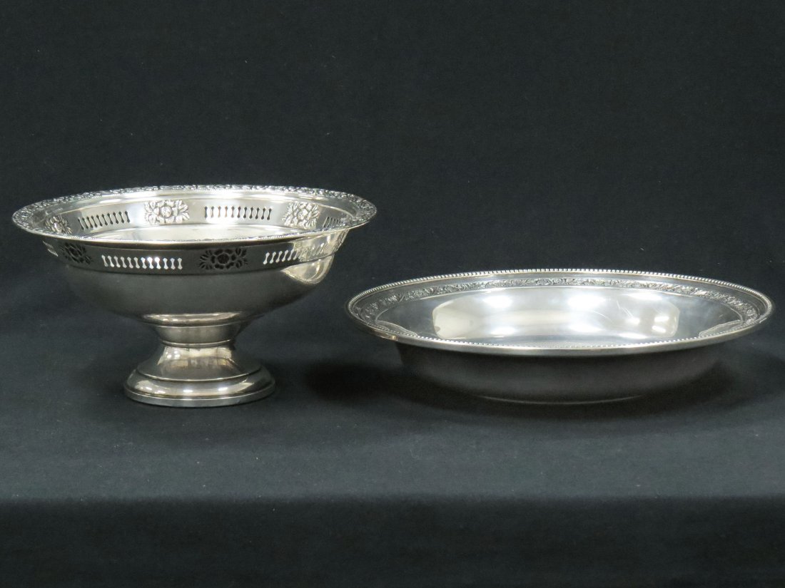 LOT (2) STERLING INCLUDING WATSON CENTER BOWL: LOT (2) STERLING INCLUDING WATSON CENTER BOWL #B112, DIAMETER 10" AND COLUMBIA WEIGHTED FOOTED CENTER BOWL, DIAMETER 8 1/4"