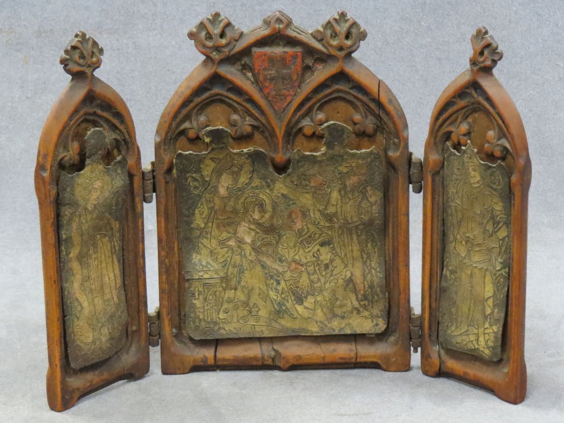 GOTHIC STYLE CARVED BOXWOOD TRIPTYCH: GOTHIC STYLE CARVED BOXWOOD TRIPTYCH WITH PAINTED VELLUM PANELS. HEIGHT 6 1/2"; WIDTH 9"